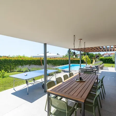 Fritula With Private Pool And Bbq