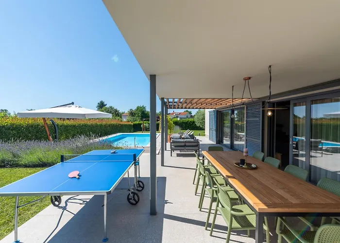 Fritula With Private Pool And Bbq Villa